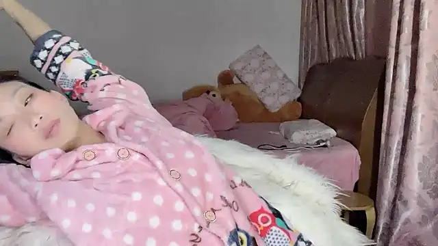 Lili-2 online show from 02.19.25