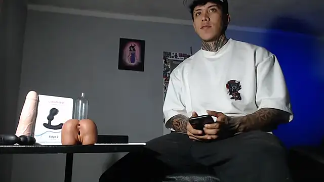 Snapshot of Nickhot0609 chatting on 01.27.25 Nickhot0609 online show from 01.27.25