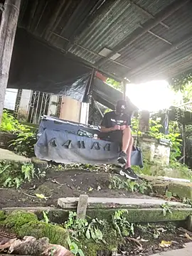 Jestebanano online show from 04.18.26