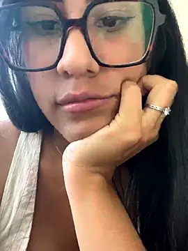 Snapshot of AleFantasy0001 chatting on 09.21.25 AleFantasy0001 online show from 09.21.25