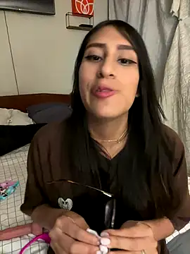 Snapshot of AleFantasy0001 chatting on 10.25.25 AleFantasy0001 online show from 10.25.25