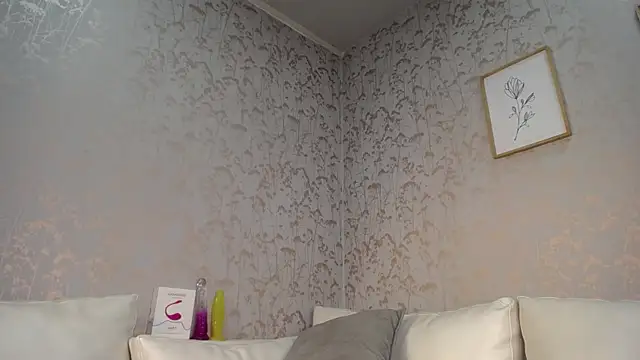 Melodi Roux online show from 03.21.25