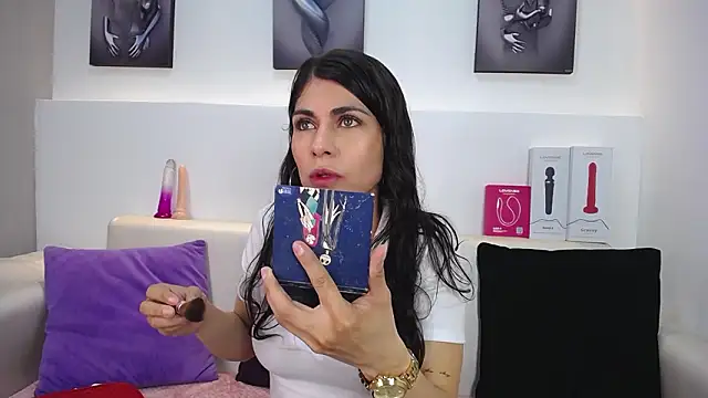 Melodi Roux online show from 01.15.26