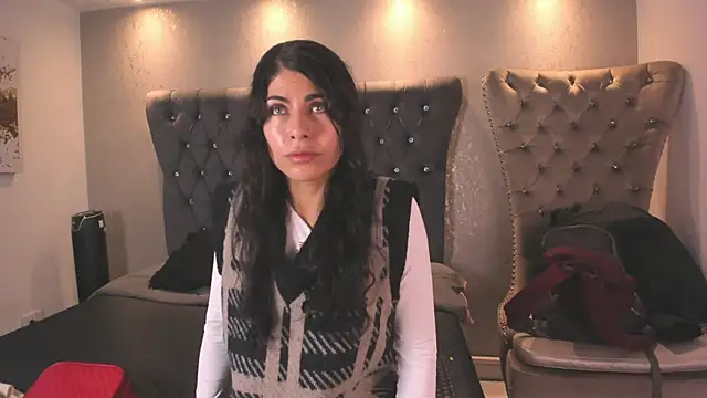 Melodi Roux online show from 04.18.26