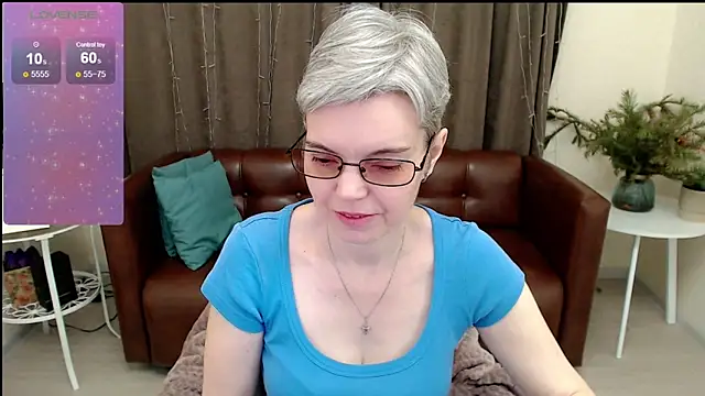 Snapshot of Cutie_Erikaa1 chatting on 01.17.25 Cutie Erikaa1 online show from 01.17.25