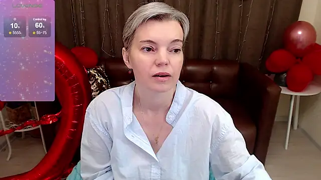 Snapshot of Cutie_Erikaa1 chatting on 02.14.25 Cutie Erikaa1 online show from 02.14.25