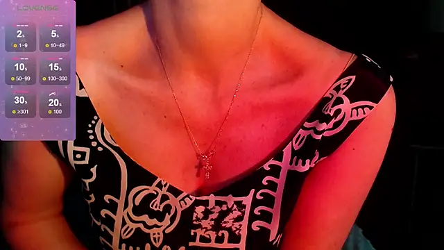 Snapshot of Cutie_Erikaa1 chatting on 02.15.25 Cutie Erikaa1 online show from 02.15.25