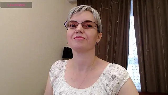 Snapshot of Cutie_Erikaa1 chatting on 03.02.25 Cutie Erikaa1 online show from 03.02.25