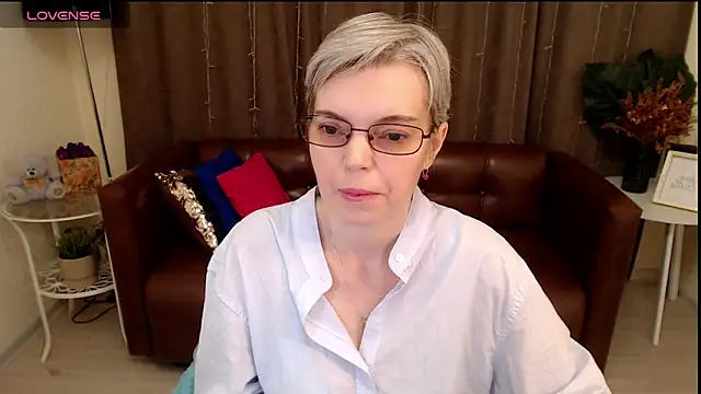 Snapshot of Cutie_Erikaa1 chatting on 03.06.25 Cutie Erikaa1 online show from 03.06.25