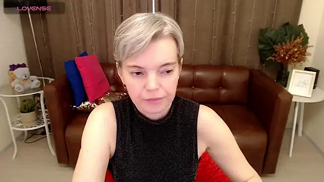 Snapshot of Cutie_Erikaa1 chatting on 03.23.25 Cutie Erikaa1 online show from 03.23.25