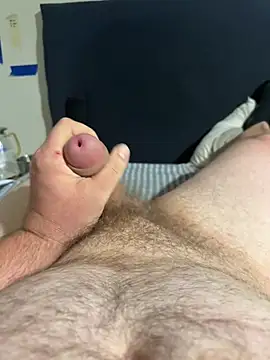 Snapshot of Trucker05 chatting on 04.13.26 Trucker05 online show from 04.13.26