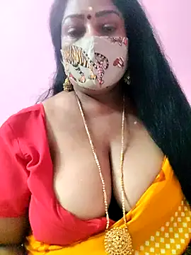 Snapshot of maniisha chatting on 01.04.25 maniisha online show from 01.04.25