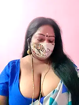 Snapshot of maniisha chatting on 01.09.25 maniisha online show from 01.09.25