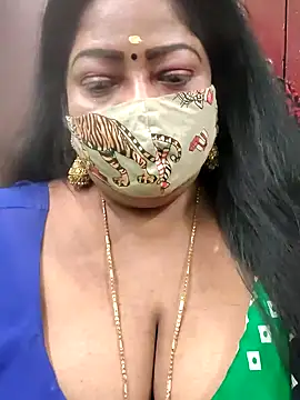 Snapshot of maniisha chatting on 01.22.25 maniisha online show from 01.22.25