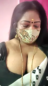 Snapshot of maniisha chatting on 01.26.25 maniisha online show from 01.26.25