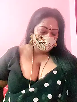 Snapshot of maniisha chatting on 01.28.25 maniisha online show from 01.28.25