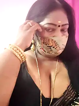 Snapshot of maniisha chatting on 02.03.25 maniisha online show from 02.03.25