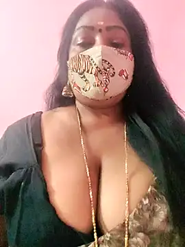 Snapshot of maniisha chatting on 02.16.25 maniisha online show from 02.16.25