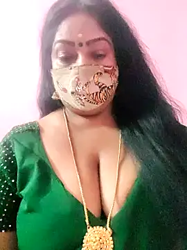 Snapshot of maniisha chatting on 03.03.25 maniisha online show from 03.03.25