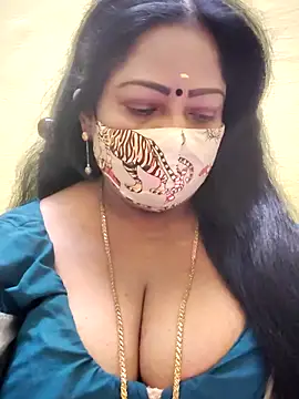 Snapshot of maniisha chatting on 09.14.25 maniisha online show from 09.14.25