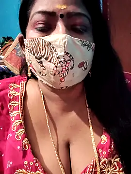 Snapshot of maniisha chatting on 02.05.26 maniisha online show from 02.05.26