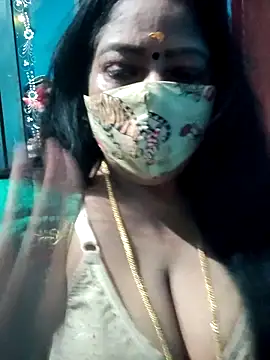 Snapshot of maniisha chatting on 02.15.26 maniisha online show from 02.15.26