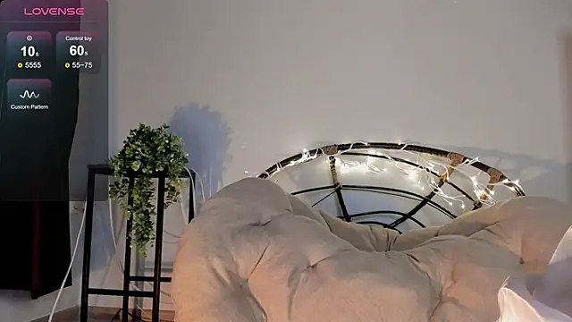 milli sun  online show from 03.16.25