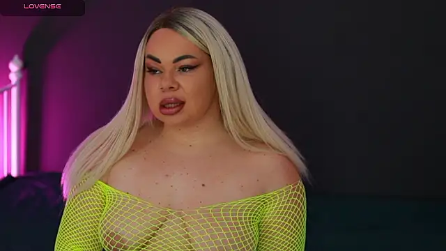 MissLilaa online show from 12.07.24