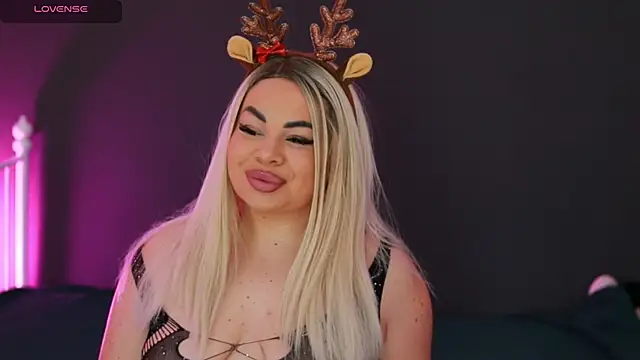 MissLilaa online show from 12.14.24