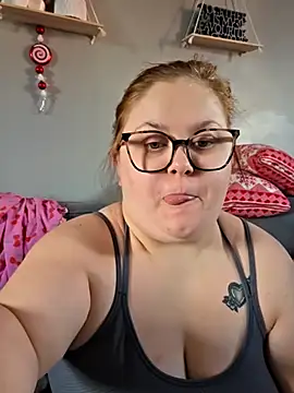 Tallulah-mae-xoxox online show from 12.03.25