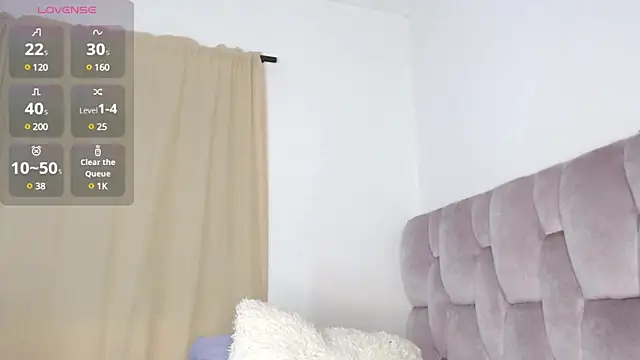 Romiinajackson online show from 02.18.25