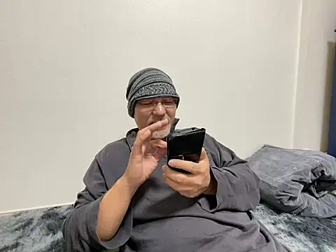 Grandpa29hijii online show from 03.05.25