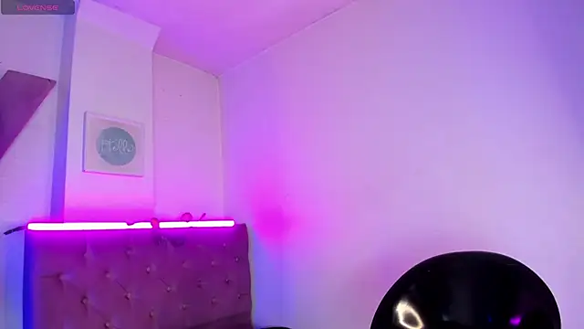 Triipsy online show from 01.11.25