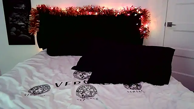 Snapshot of RubyLaStar chatting on 12.29.24 RubyLaStar online show from 12.29.24