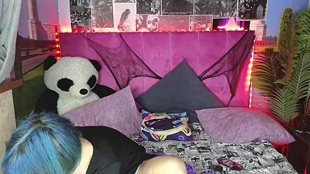 Baby lunatic online show from 12.02.24