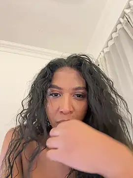 IamCrystal2 online show from 05.15.26