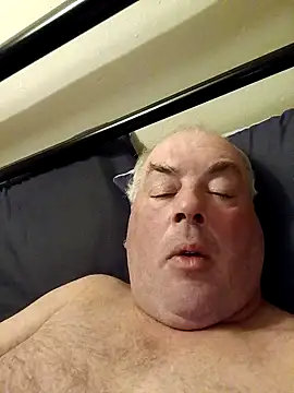 Snapshot of thank1973 chatting on 09.30.25 thank1973 online show from 09.30.25