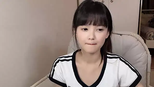 Snapshot of max688 chatting on 12.14.24 max688 online show from 12.14.24