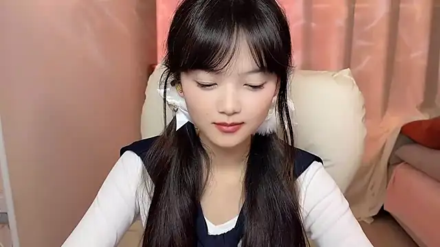 Snapshot of max688 chatting on 02.18.25 max688 online show from 02.18.25