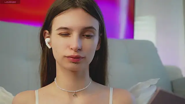 EvaLung777 online show from 02.25.25