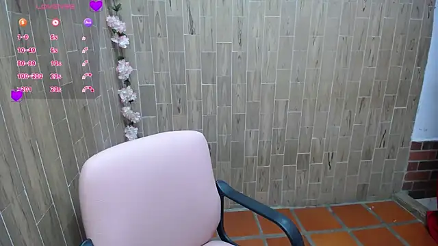 solyeria online show from 09.10.25