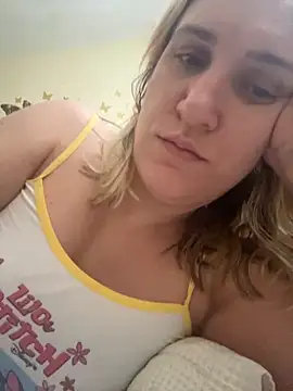 Snapshot of Bia_sexynovaes chatting on 11.19.25 Bia sexynovaes online show from 11.19.25