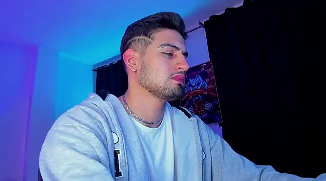 Giomar Reyes online show from 01.06.25