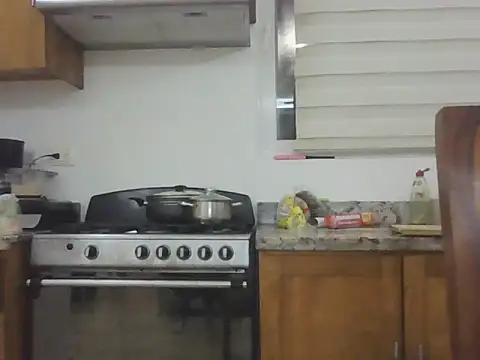 Snapshot of adele-33 chatting on 11.12.25 adele-33 online show from 11.12.25