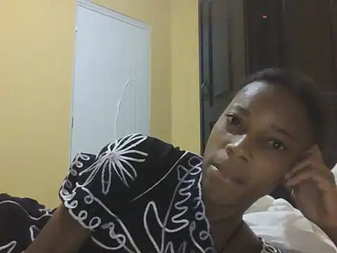 Snapshot of adele-33 chatting on 02.09.26 adele-33 online show from 02.09.26