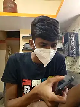 KissesBoyAD online show from 12.10.24