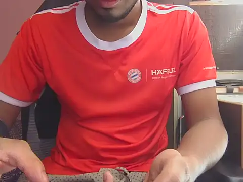 KissesBoyAD online show from 12.19.25