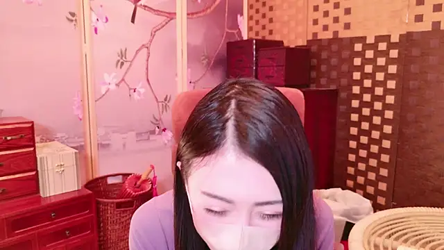 Snapshot of aya__me chatting on 02.13.25 aya me online show from 02.13.25