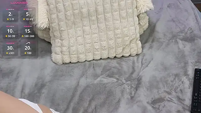 MayaEdison online show from 12.05.24