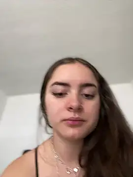 imlindapink online show from 02.19.25